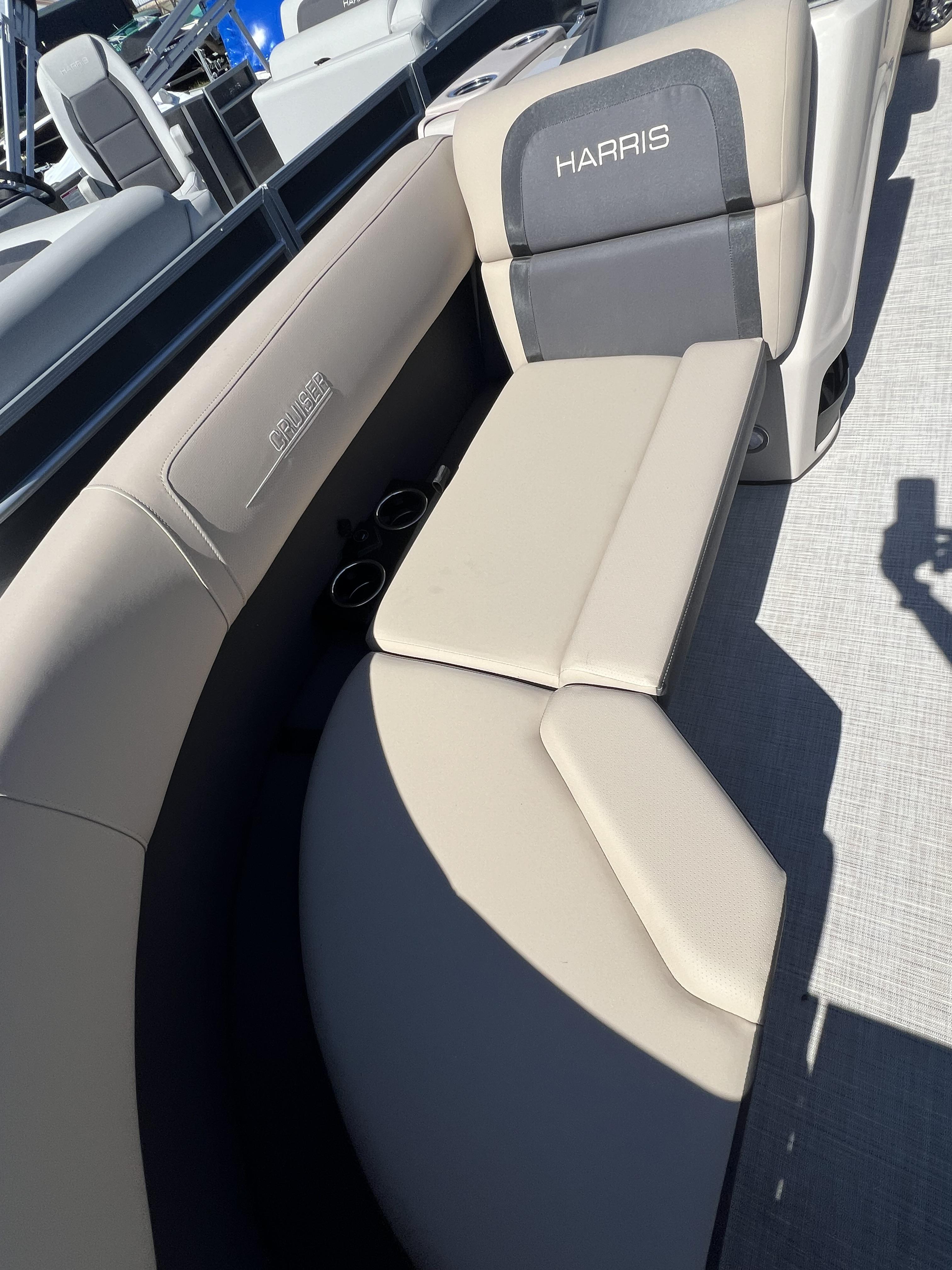 2025 Harris Cruiser 210 CS with 60HP Mercury - Photo 6